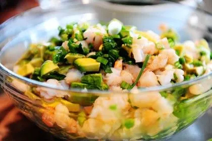 Avocado-Garnelen-Feta-Dip