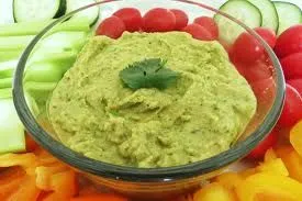 Koriander-Jalapeño-Hummus