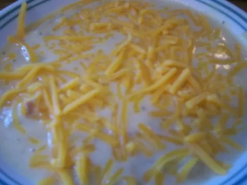 Cremige Kartoffelsuppe mit Schinken