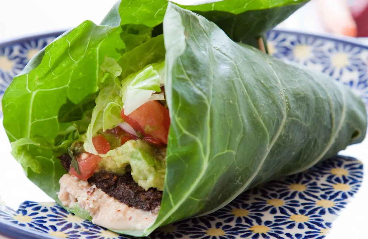 Vegetarische Collard-Wraps