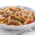 Penne mit Wurst und Paprika