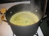 Brokkoli- und Wurstcremesuppe