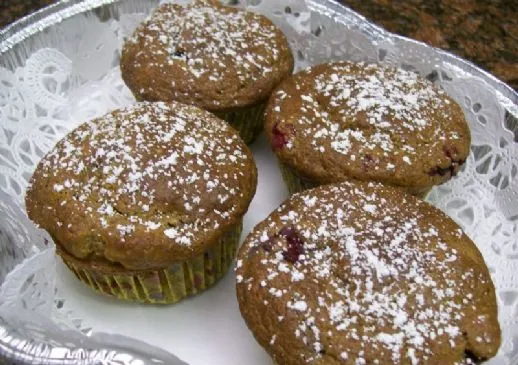 Vollkorn-Bananenmuffins mit Cranberries & Schokolade