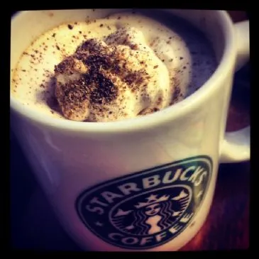 Kürbis-Gewürz-Latte