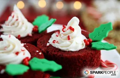 Rote Samt Mini-Kuchen