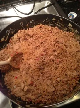 SCHARFE SZECHUAN-PFEFFER-RINDNUDELN von Rachael Ray