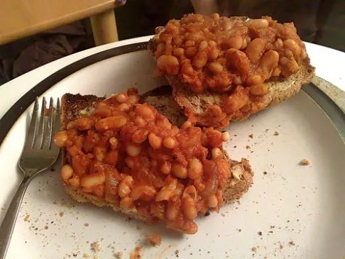 Leckere hausgemachte BBQ-Bohnen