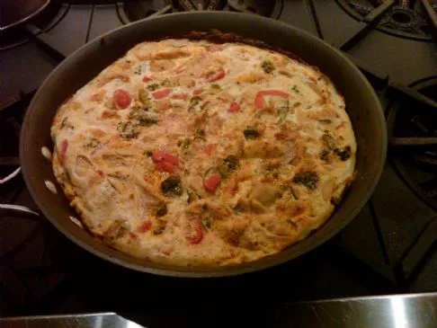 Hähnchen und Gemüse-Eiweiß-Frittata