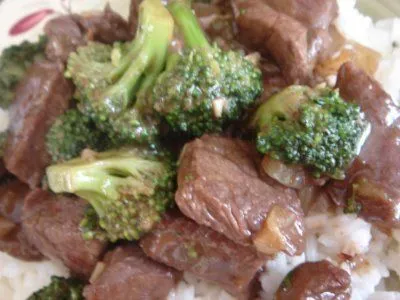 Rindfleisch und Brokkoli Pfanne