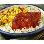 Gebackenes Enchilada-Hähnchen mit Fiesta-Beilagen