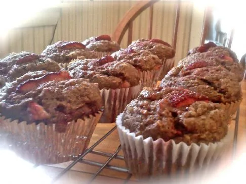 Erdbeer-Leinsamen-Hafer-Muffins