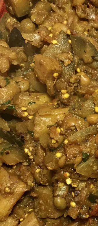 Indisches Auberginen-Curry