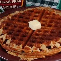 Low-Carb Buttermilch-Zimt-Waffeln