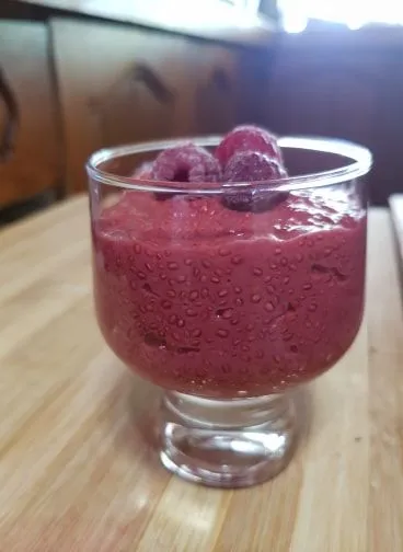 Himbeer-Chia-Pudding